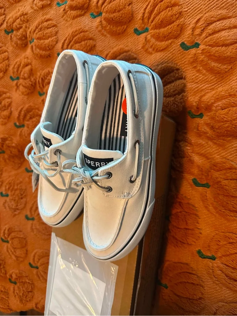 Sperry White Canvas Men’s Boat Shoes with Navy Trim
